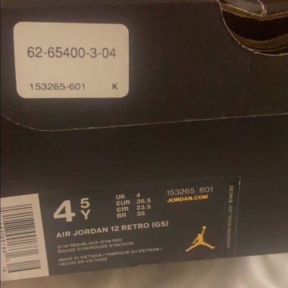Air Jordan 12 Retro - Picture 4 of 4